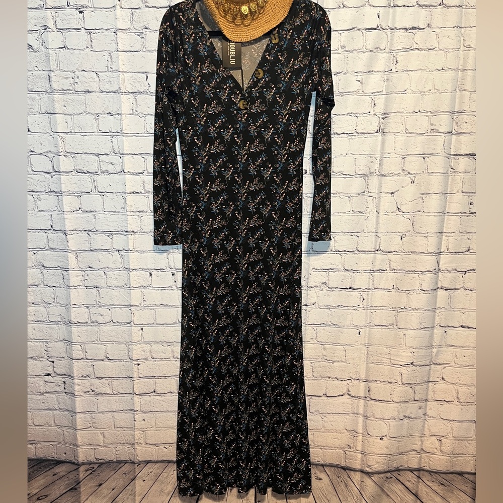 NWT Doublju Maxi Dress